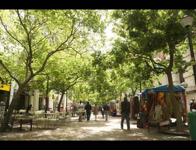135M² RETAIL TO LET IN CAPE TOWN CITY CENTRE